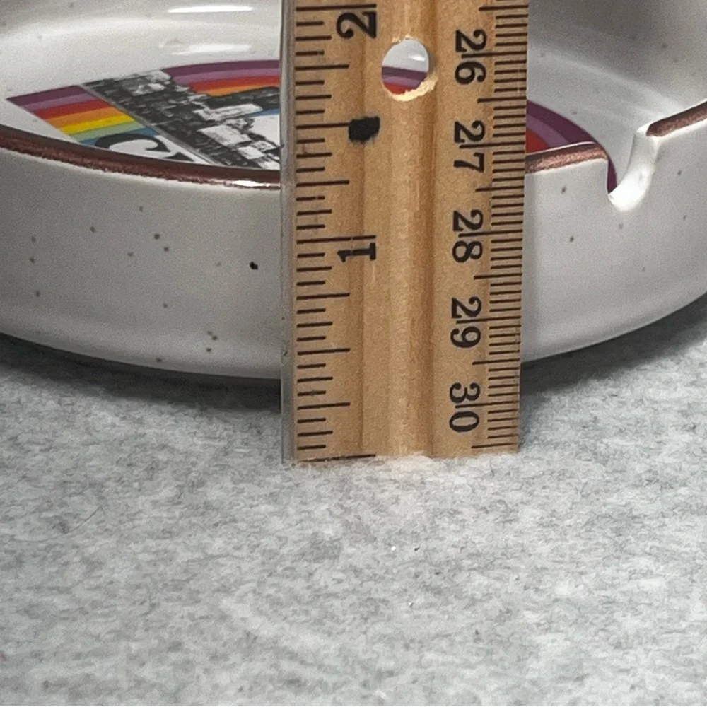 Vintage‎ Chicago 5” Ashtray Skyline Rainbow Ceramic Souvenir The Windy City 70s